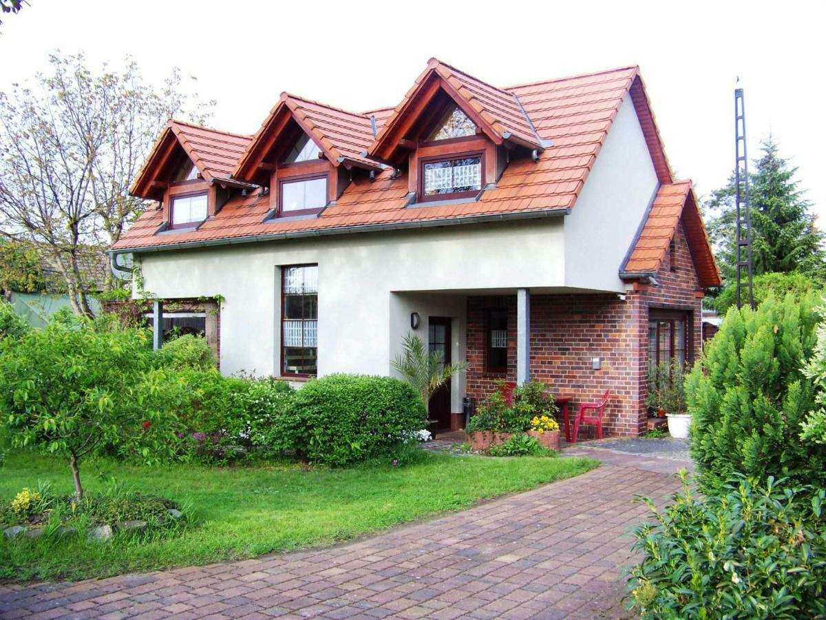 Ferienhaus Annemarie Зенфтенберг Екстериор снимка
